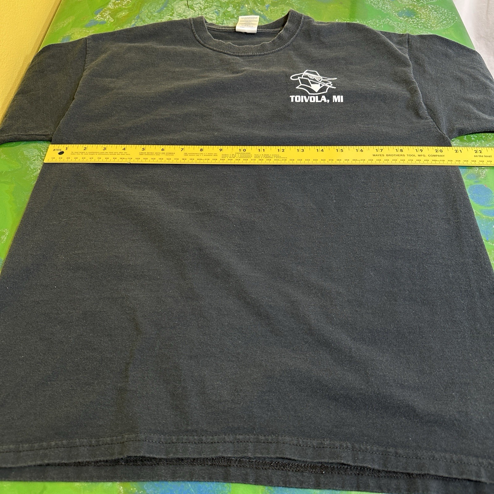 Vintage Toivola Michigan The Mosquito Inn T-Shirt Large Buzz in Get Buzzed Biker