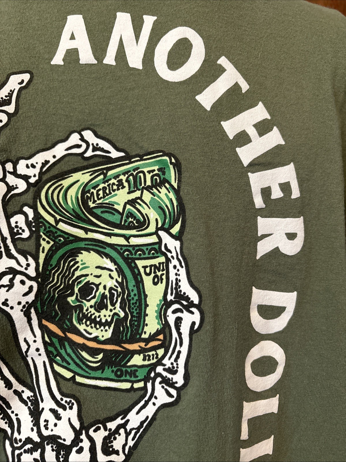 Retrofit Another Day Another Dollar Skeleton Styled Green Shirt Size XL Mens