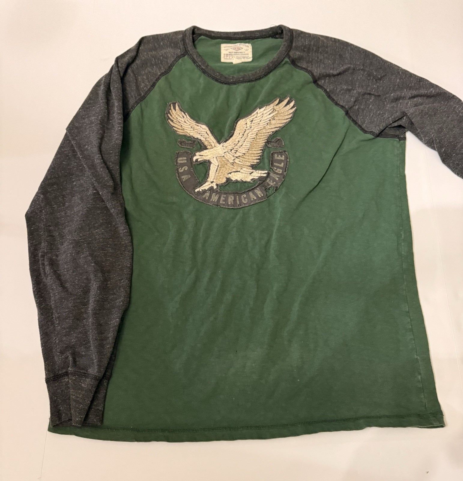 Vintage 1977 American Eagle Outfitters XL Green/Gray Long Sleeve