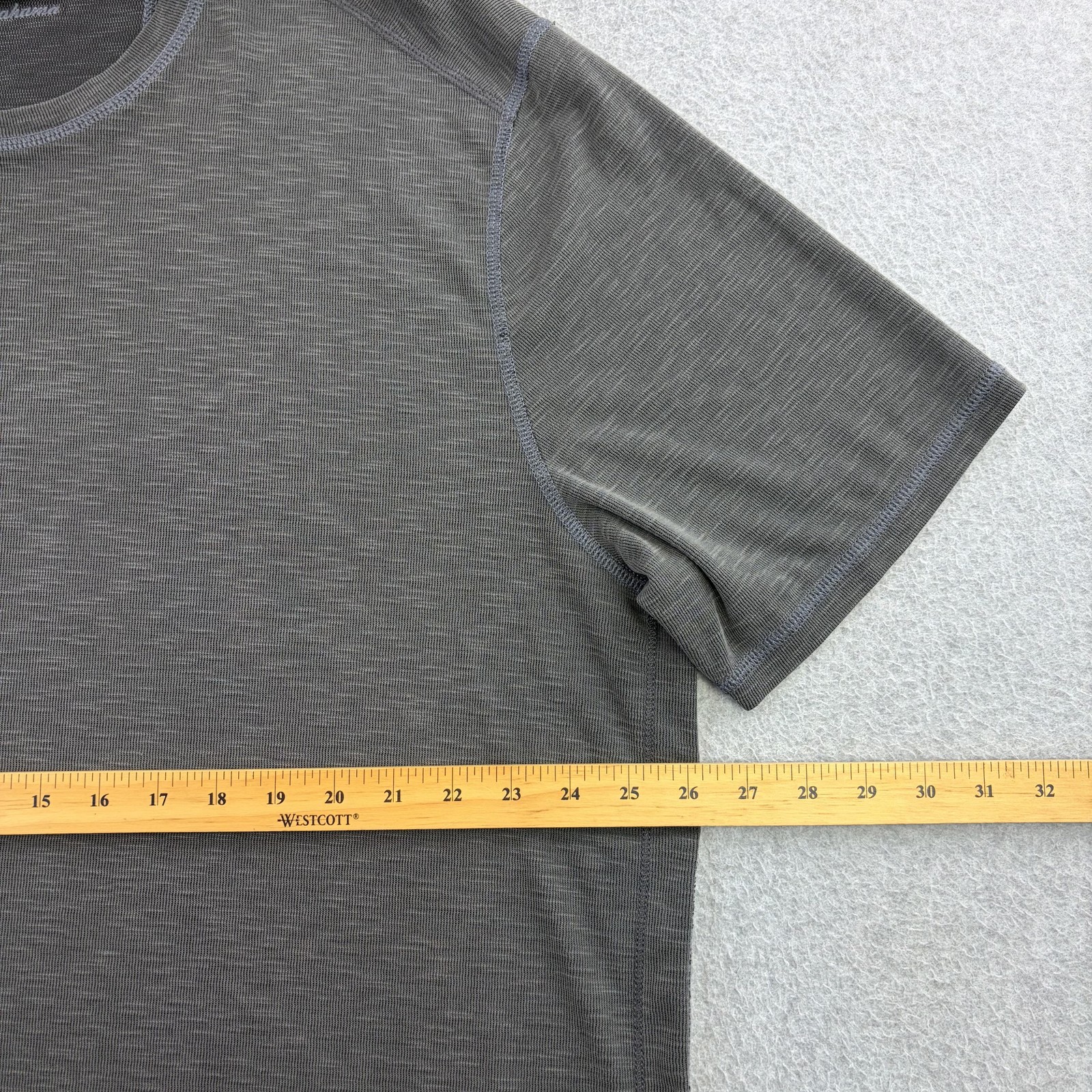 Tommy Bahama Shirt Mens 2XL Gray Reversible Short Sleeve Crewneck Casual Adult