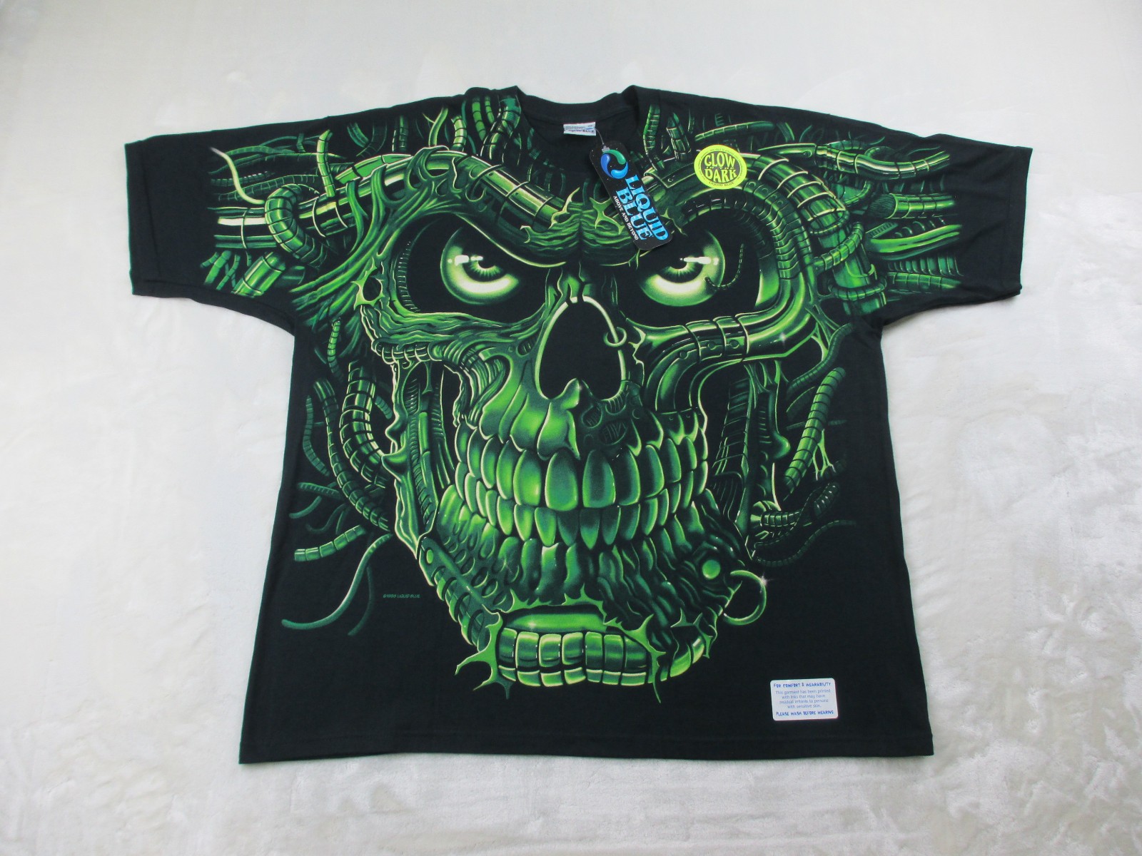 NEW VINTAGE Liquid Blue Shirt Mens Extra Large Black Skull Glow In The Dark 98