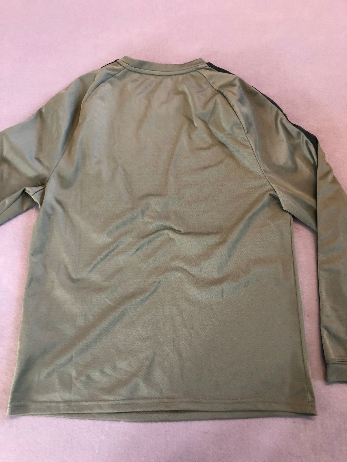 Everlast Sport Shirt Men&rsquo;s Medium Long Sleeve Sage Green Activewear Tee