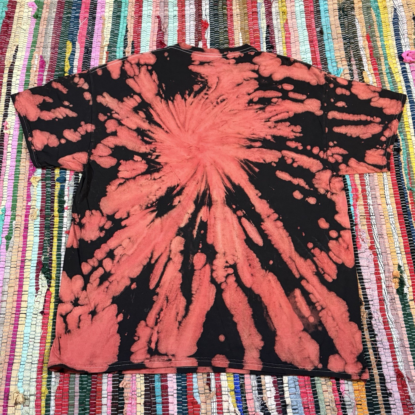 Green Day American Idiot Tie Dye T-Shirt Red Black NWT Large