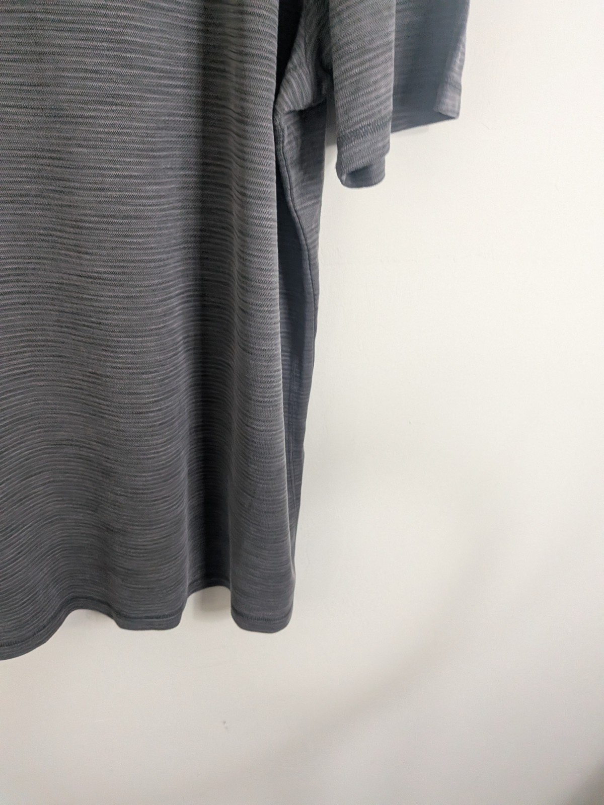 Tommy Bahama « Island Zone » T-shirt Men&rsquo;s 2XL Gray Modal Blend Short Sleeve