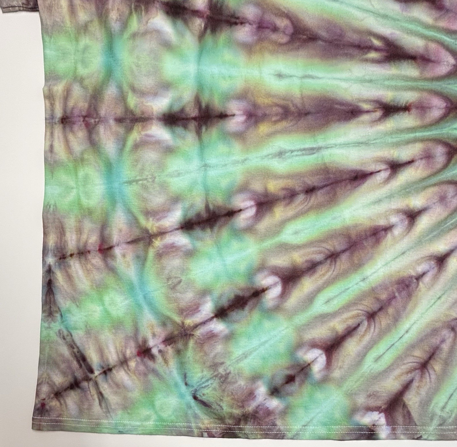 Handmade Ice Tie Dye Adult T-Shirt Unisex Size XL Green Fan Fold Gildan Tee NEW