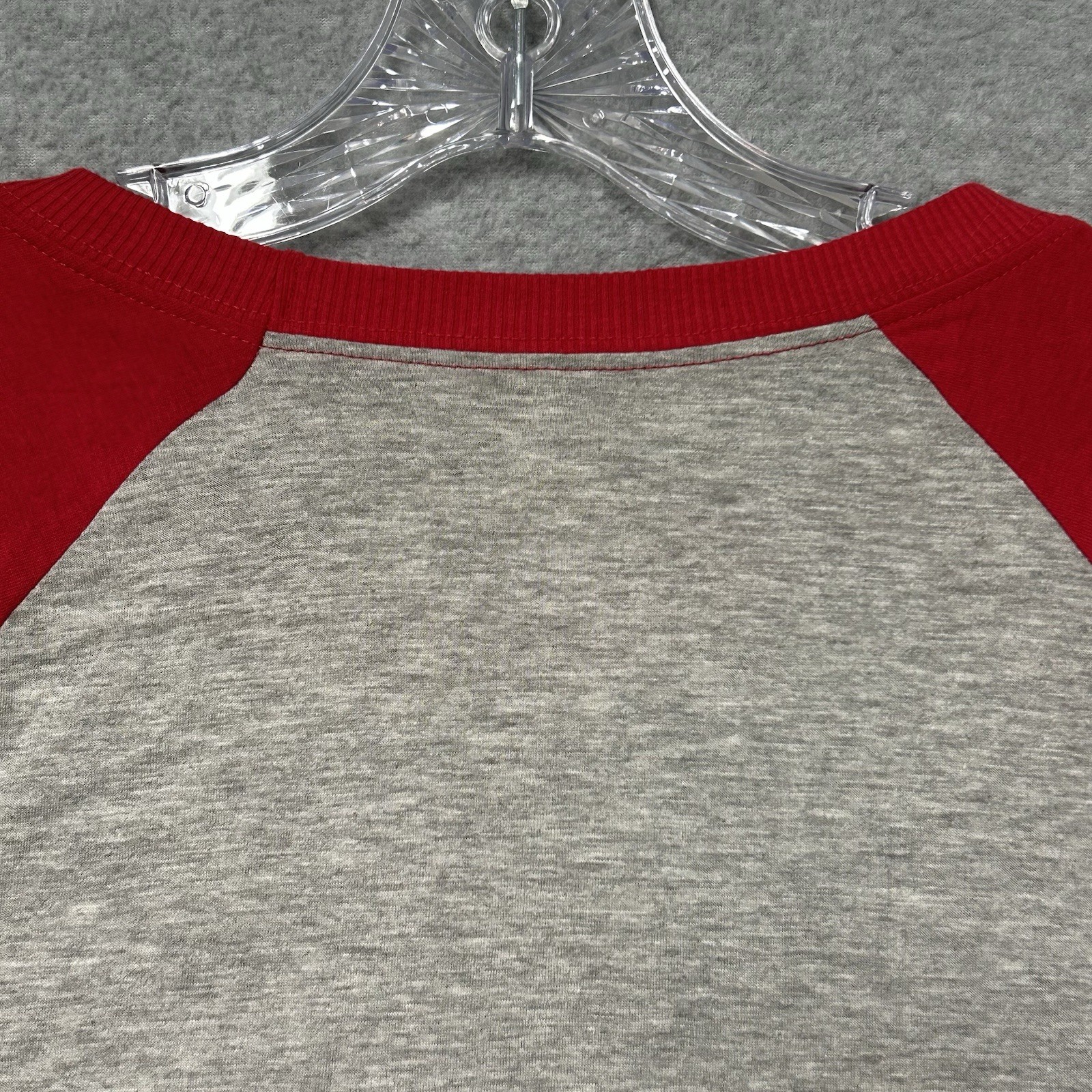 T-Shirt Mens Sz L Raglan Papa Bear Snow Flakes Christmas Graphic Red Gray