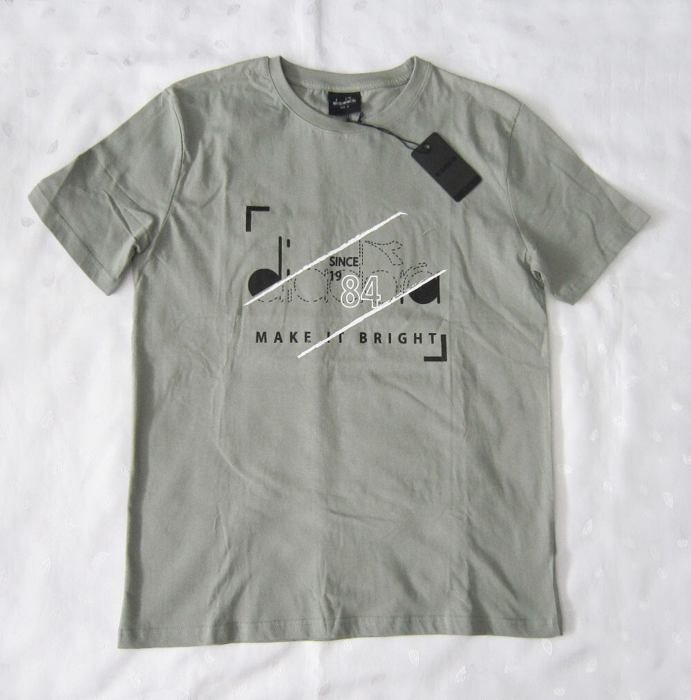 NWT Diadora Italy Soccer Brand Pale Green T-shirt with Front Logo Print Size M ~