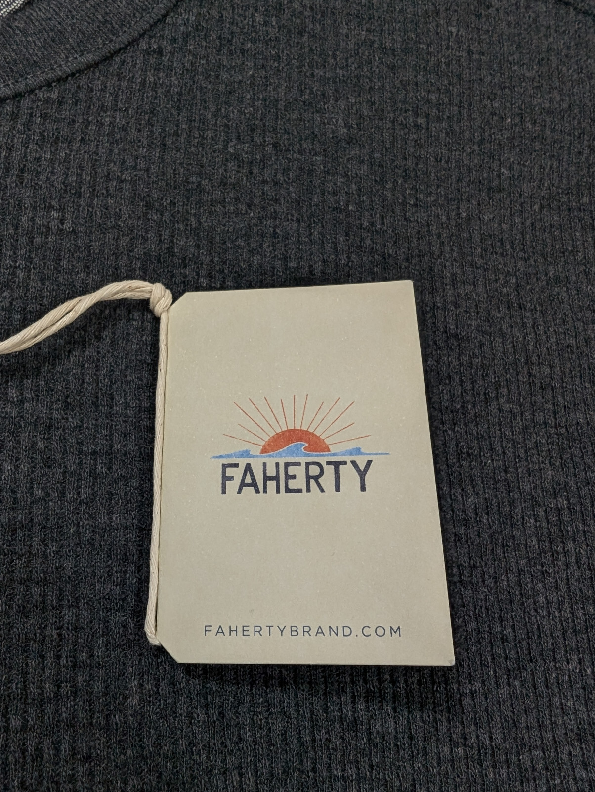 Faherty Thermal Surplus Crew Neck Waffle Knit Shirt Men`s Size S Organic
