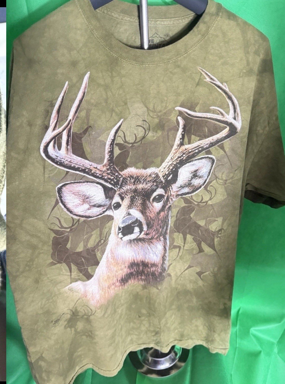 The Mountain Deer Hunter Green Camo Tie Dye Shirt Mens Size XL Manimal Buck Shot