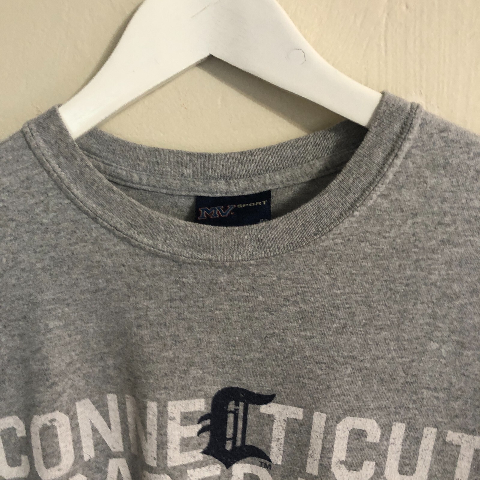 MV SPORT Connecticut Baseball Graphic T-Shirt M Heather Gray Minor League 2016