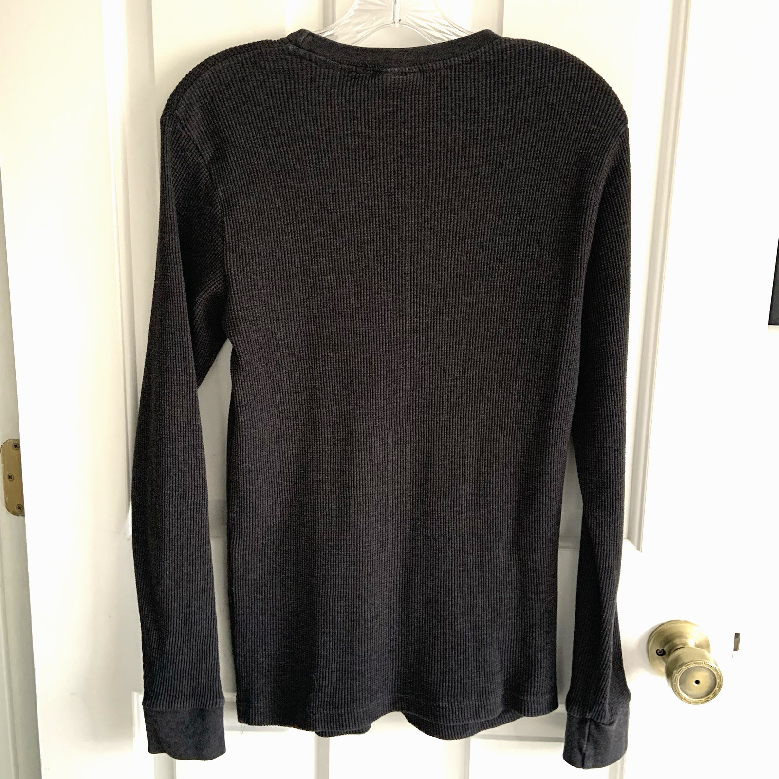 Dark Gray Waffle Knit Thermal Long Sleeve Top Warm Layering Crew Neck sz M