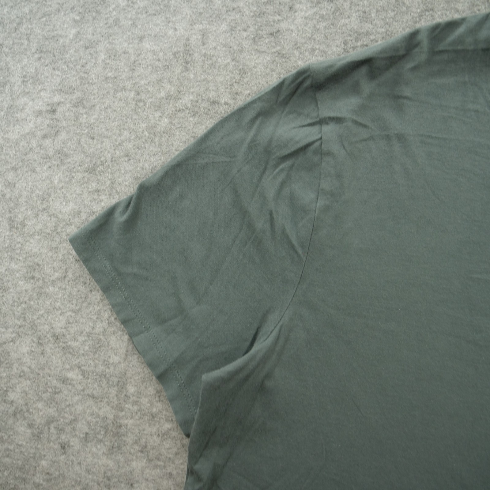 Vince Shirt Mens Medium Gray V Neck Short Sleeve Pima Cotton Casual