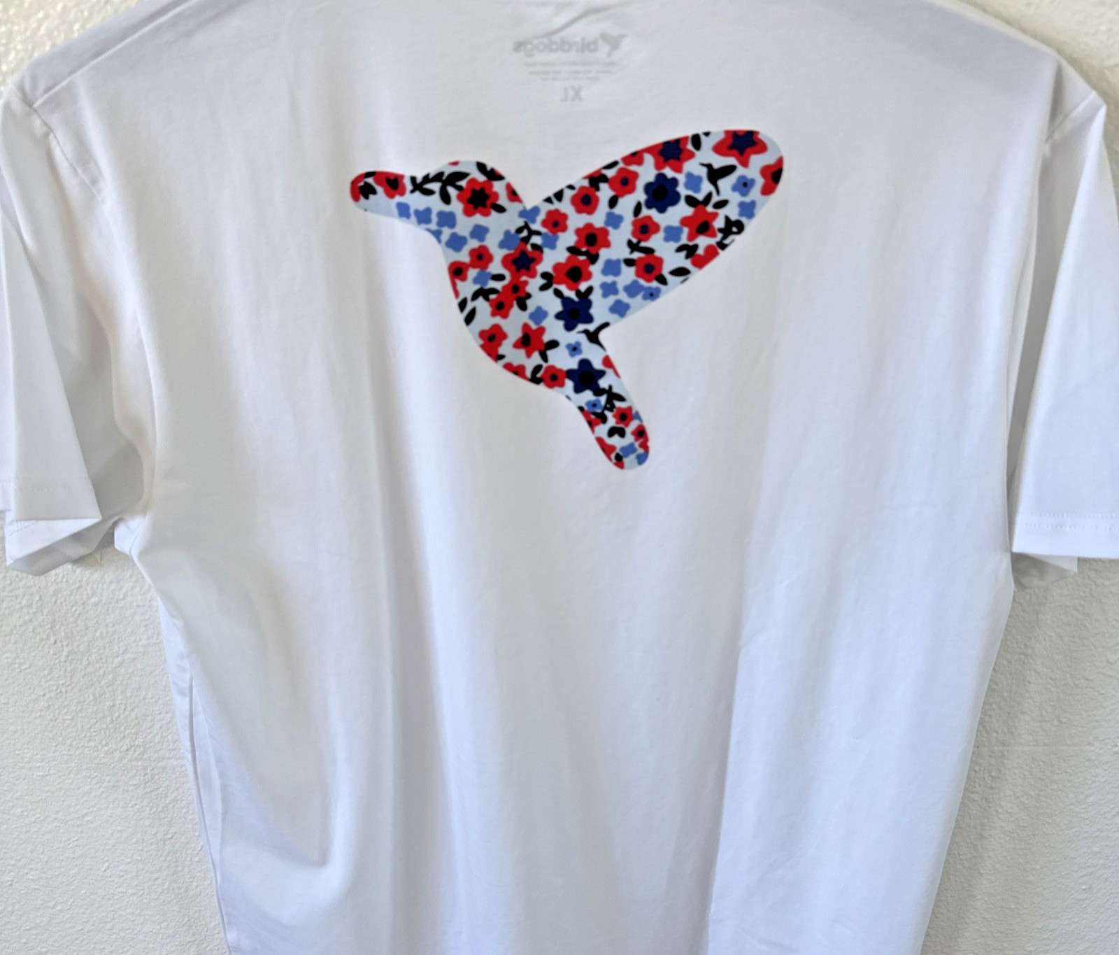 Birddogs T Shirt Mens XL Red White Blue Flower Bird Tee Cotton Stretch USA Logo