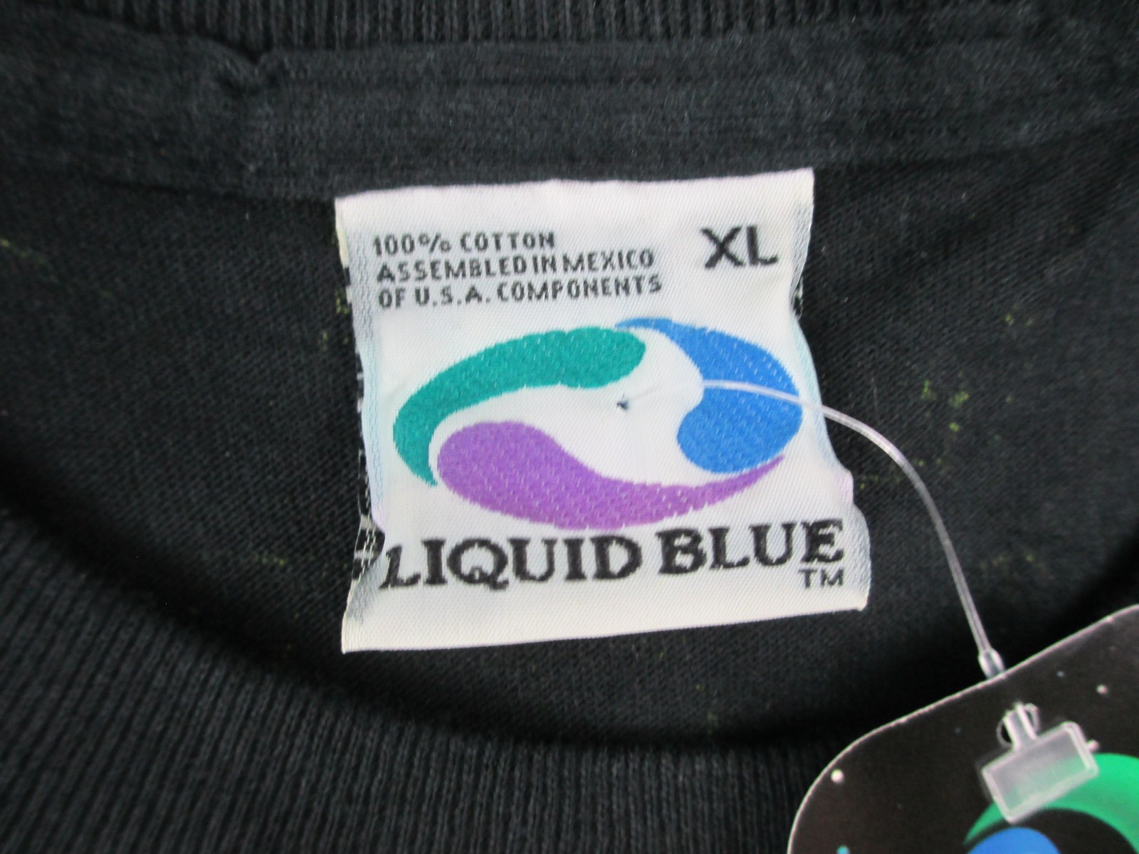 NEW VINTAGE Liquid Blue Shirt Mens Extra Large Black Skull Glow In The Dark 98