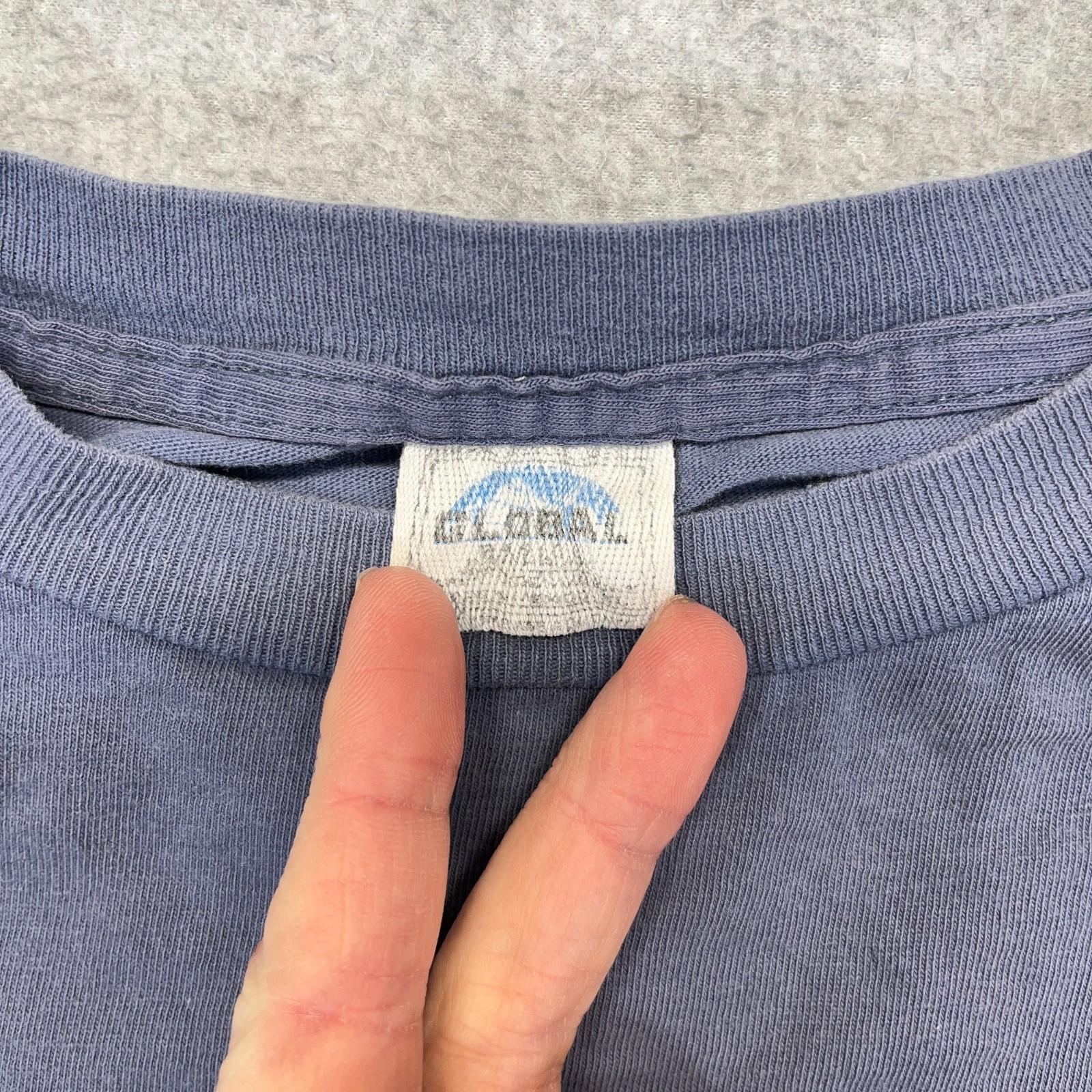 Global Drop Tag Graphic T-Shirt Men’s Blue Kitty Hawk Kites Outer Banks NC Y2K
