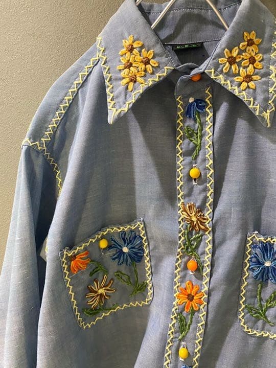 Vintage 70s Handmade Floral Embroidery Hippie Long Sleeve Shirt Blue M