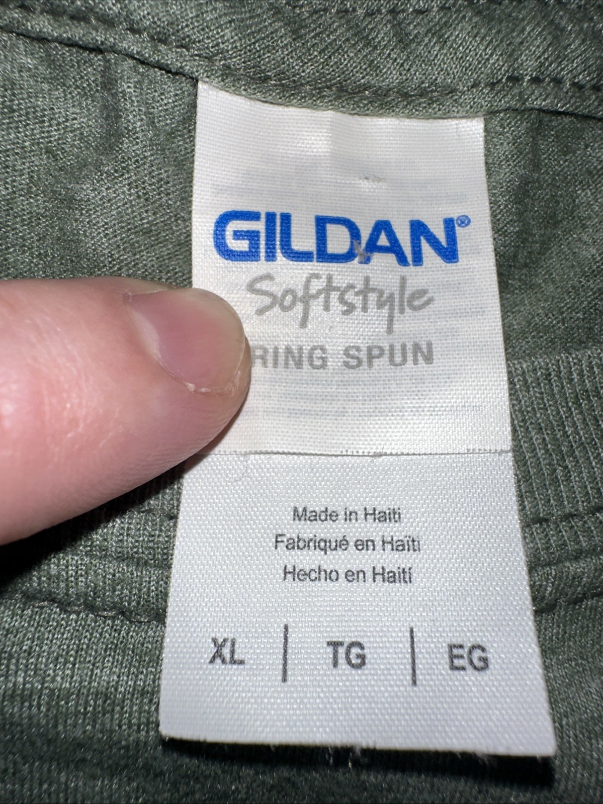 Kentucky Derby Men’s XL Gildan Softstyle Ring Green Poly Cotton Blend T-shirt