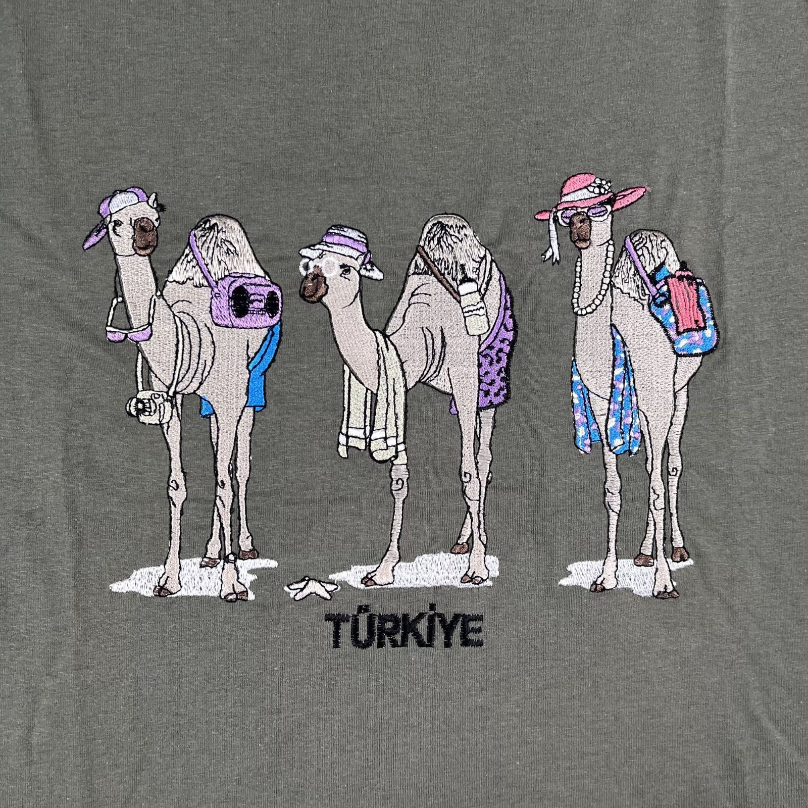 Turkiye Turkey T-Shirt Olive Green Embroidered Camels Shirt Sz XL