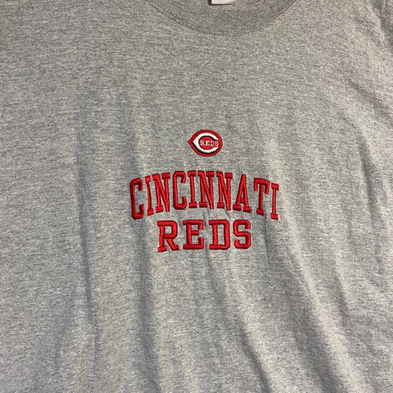 Lee Sport Cincinnati Reds Embroidered T-Shirt Mens large Grey MLB Baseball