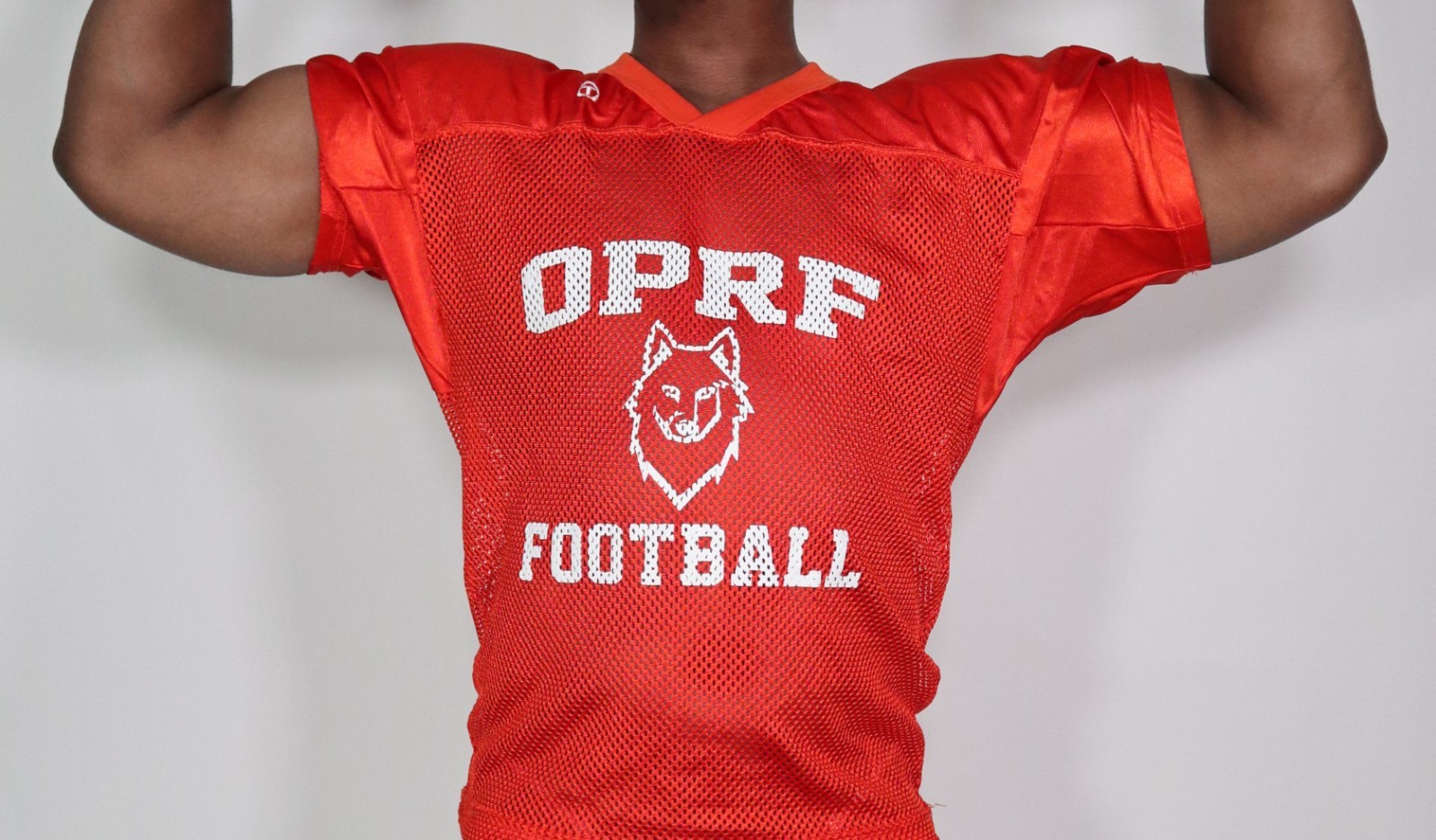 MEN&rsquo;S SHORT SLEEVE ORANGE MESH FOOTBALL SHIRT SIZE S-M