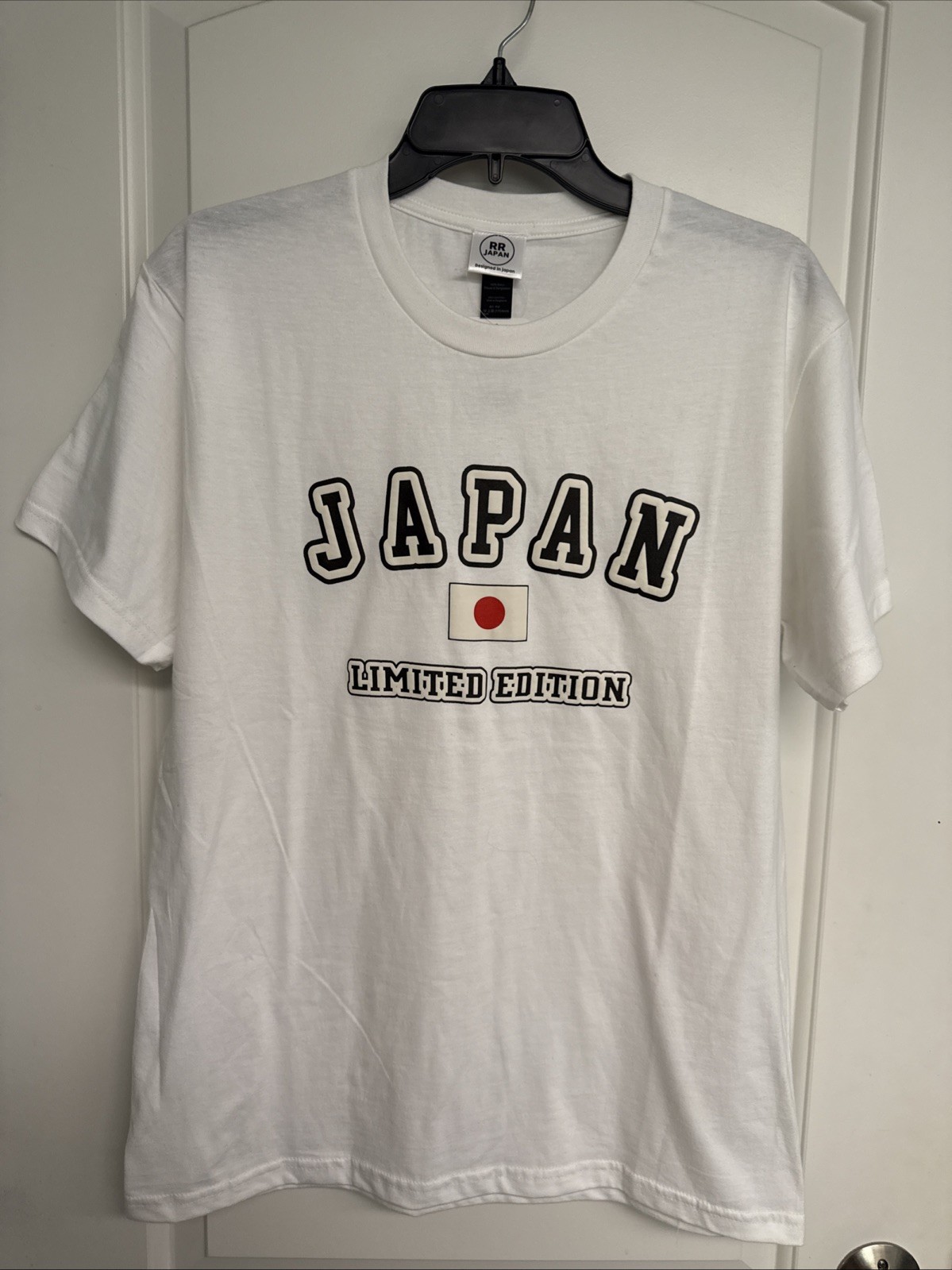 RR Japan « Japan: Limited Edition » 3D Textured White Graphic Men&rsquo;s Tee Shirt (M)