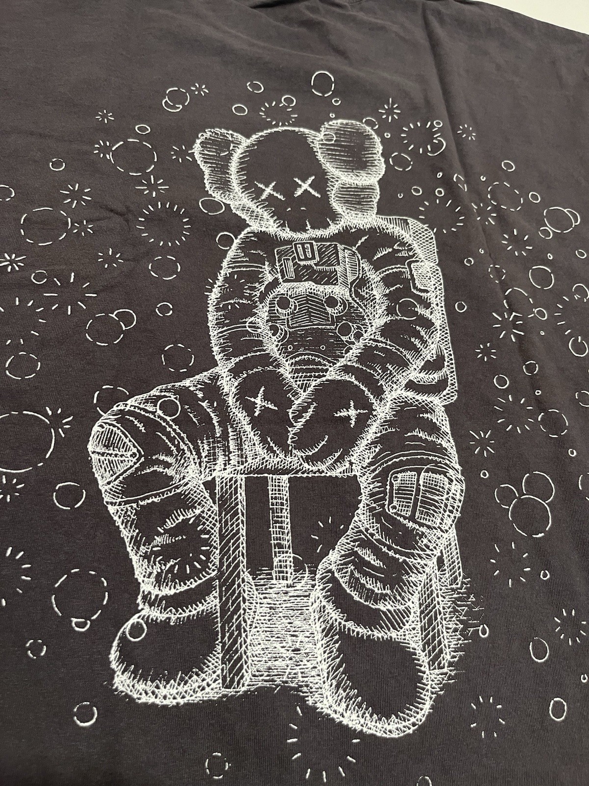 KAWS x Kid Cudi Moon Man Glow In The Dark Shirt Size XXL NWT