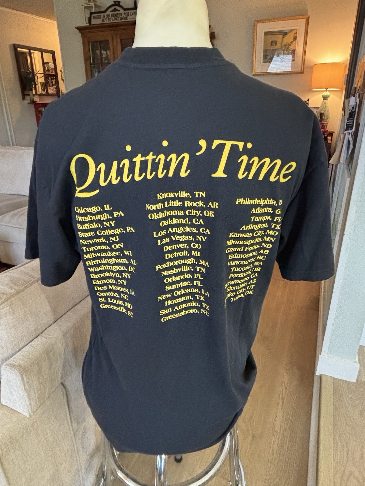 Authentic Zach Bryan Quittin’ Time Tour T-shirt Adult Medium Official Merch 2024