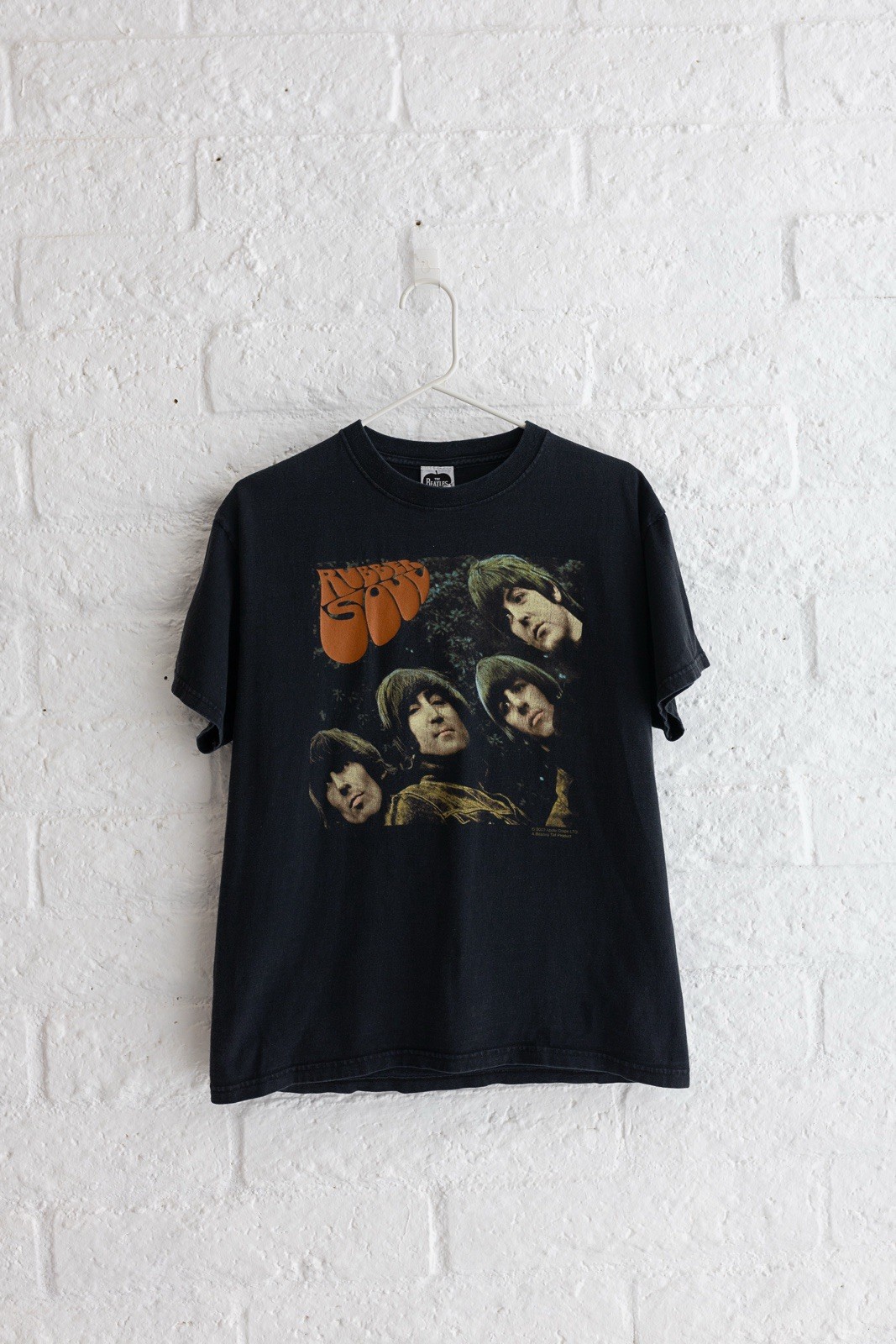 The Beatles Rubber Soul Graphic Band Tee Shirt Black | ©2007 Apple Corps | M