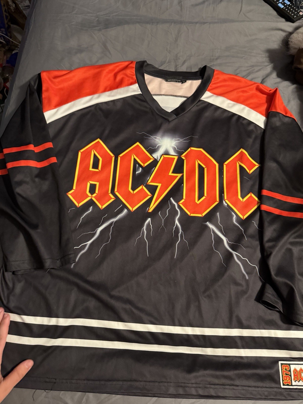 AC DC Hockey Jersey XL Black Red Lightning #73 Graphic Rock Band Long Sleeve