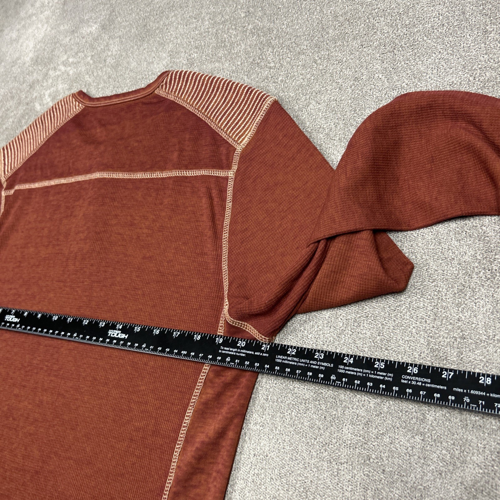 BKE Buckle Black Label Henley T Shirt Orange Long Sleeve Mens Size Large