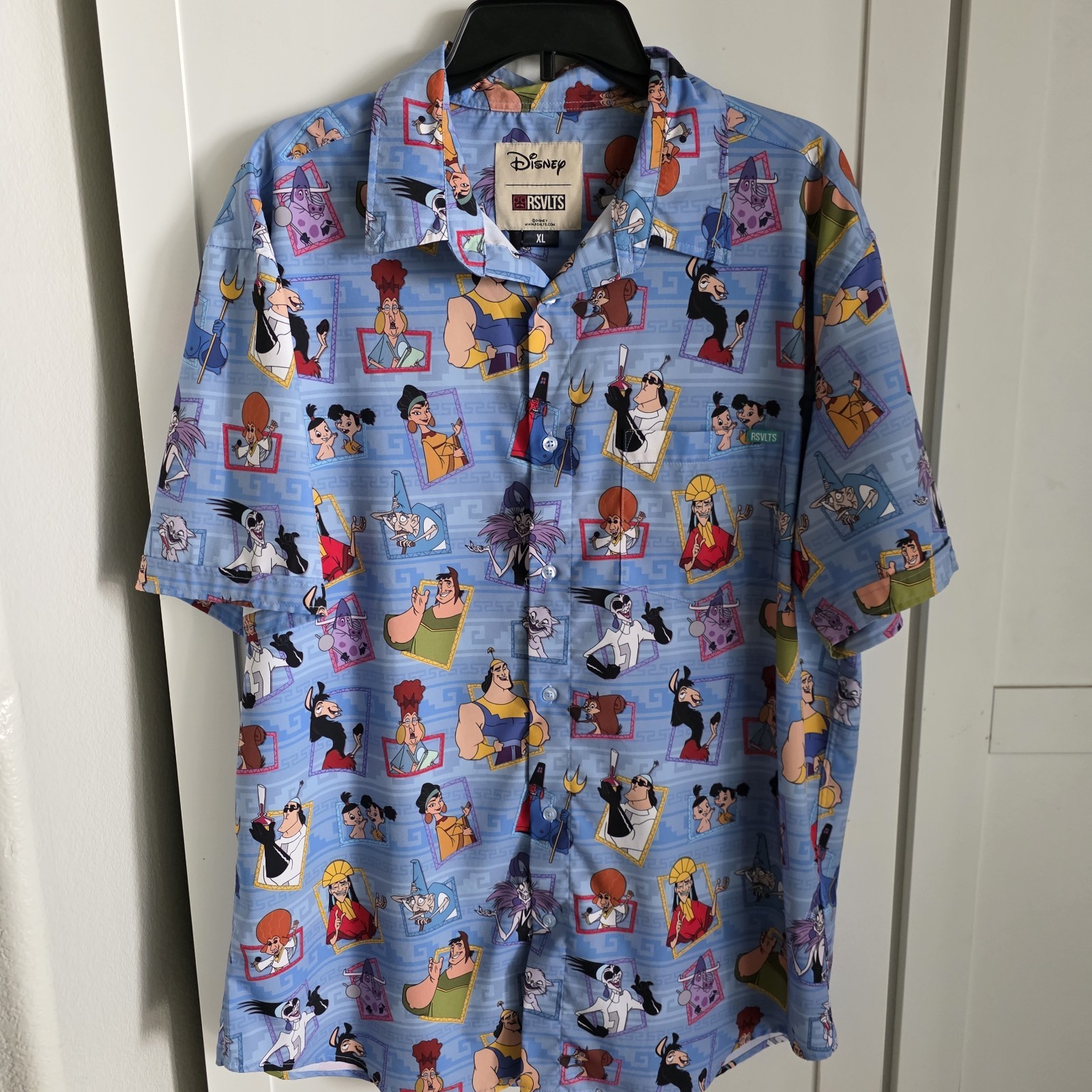 RSVLTS Disney Emporer&rsquo;s New Groove « Boom Baby » Kunuflex XL Button Up Shirt