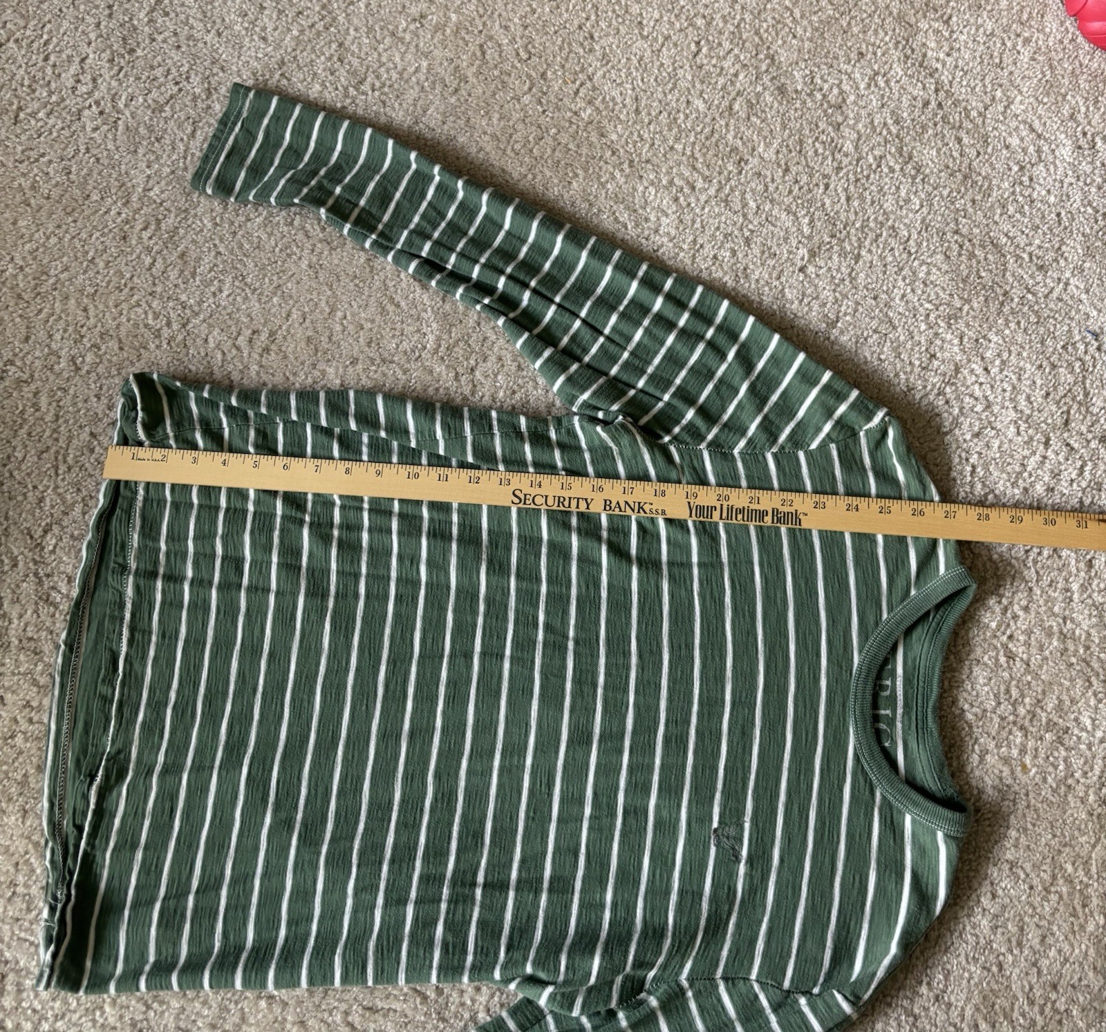 American Eagle Outfitters Men&rsquo;s M Long Sleeve Crew Neck Striped Logo T-Shirt