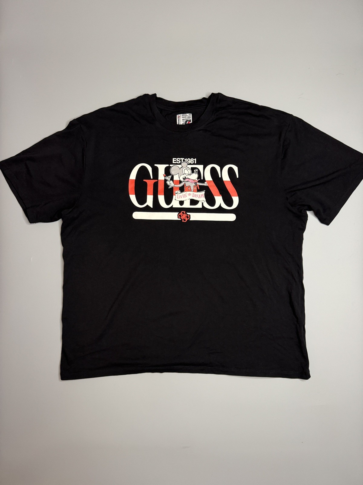 Guess X Brandalised Banksy, Livin&rsquo; the Dream, Size XL