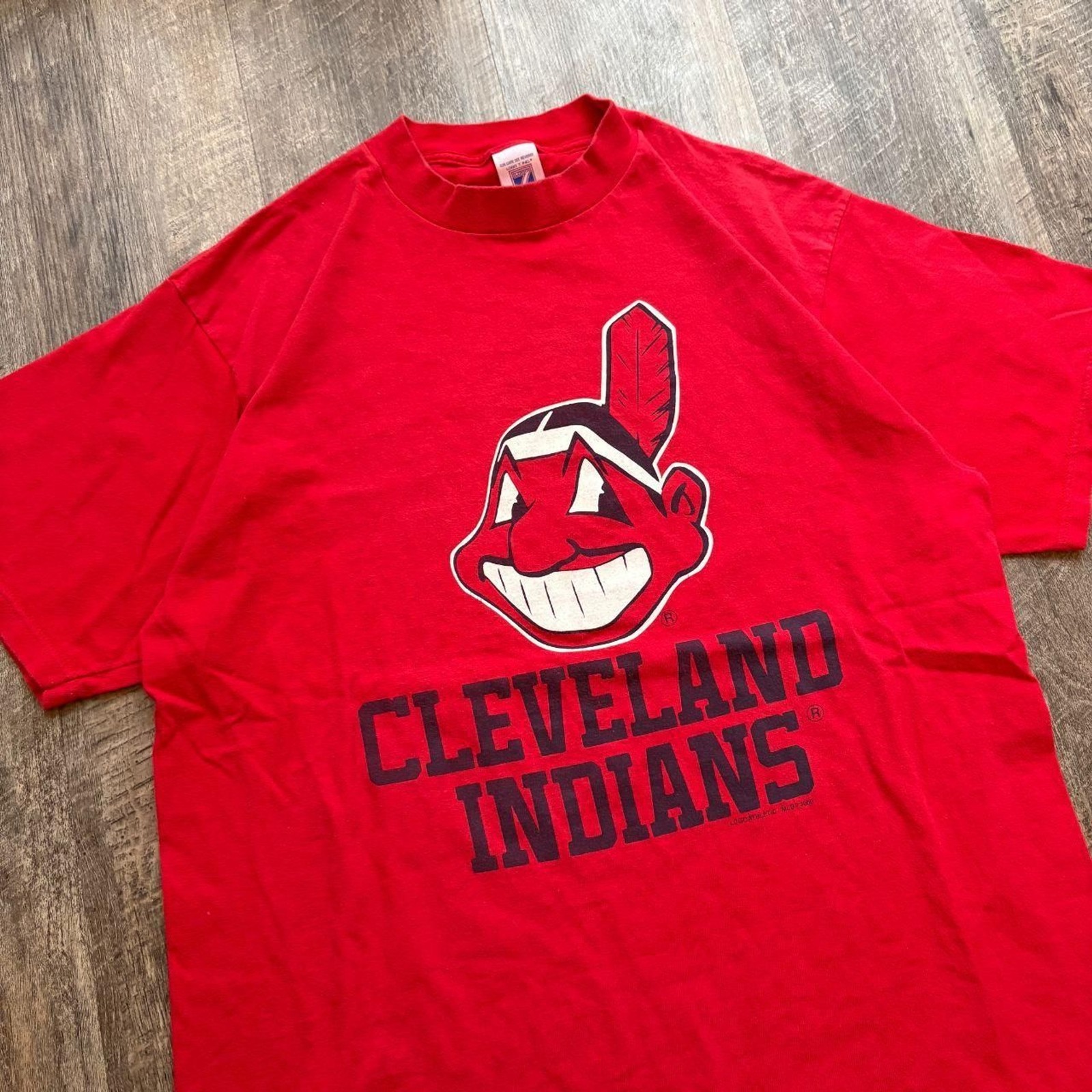 2000 Red Logo 7 MLB Cleveland Indians Tee