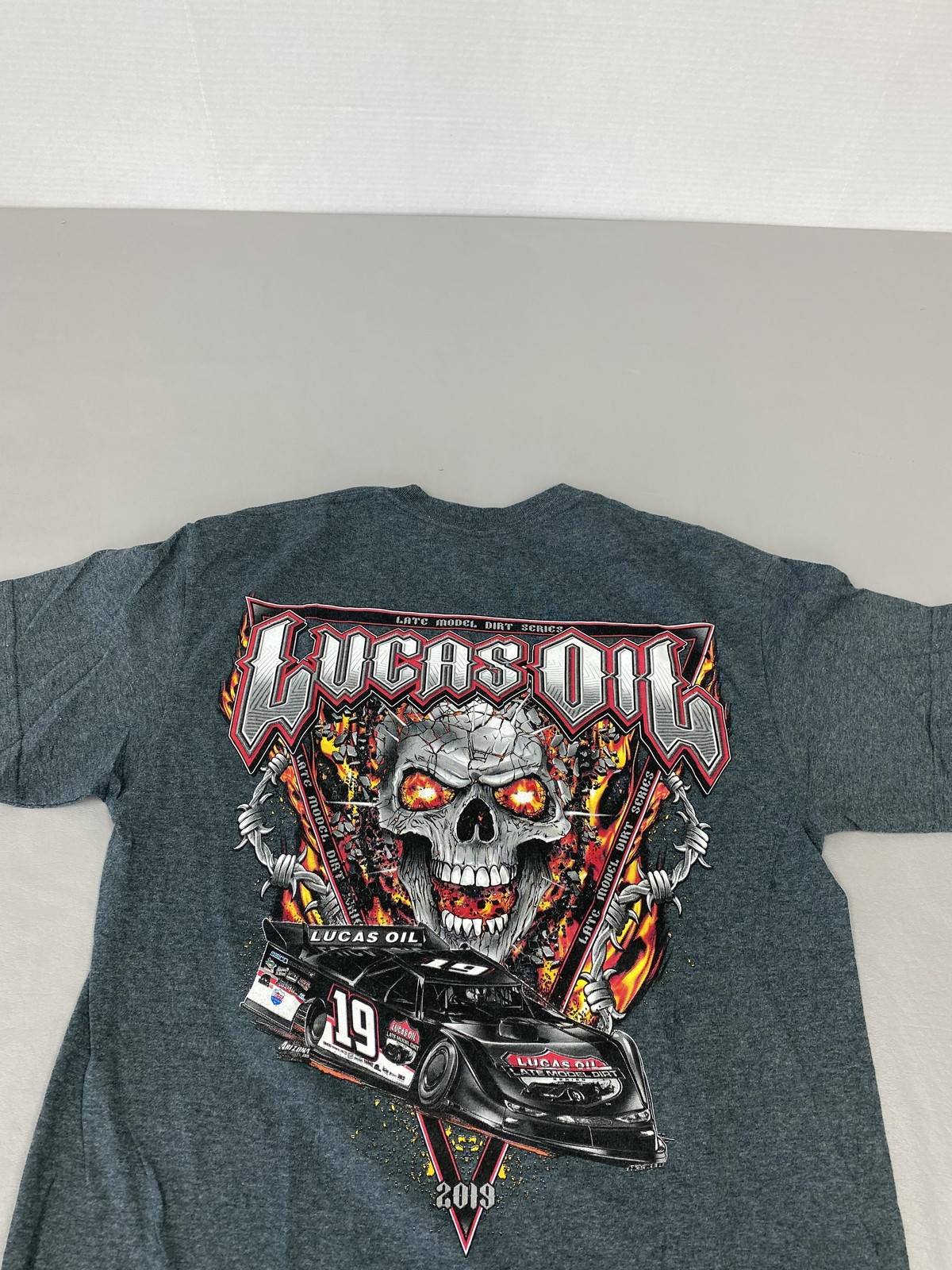 Lucas Oil Gildan Shirt Mens Medium Gray 2019 Late Model Dirt Series Skull Racing