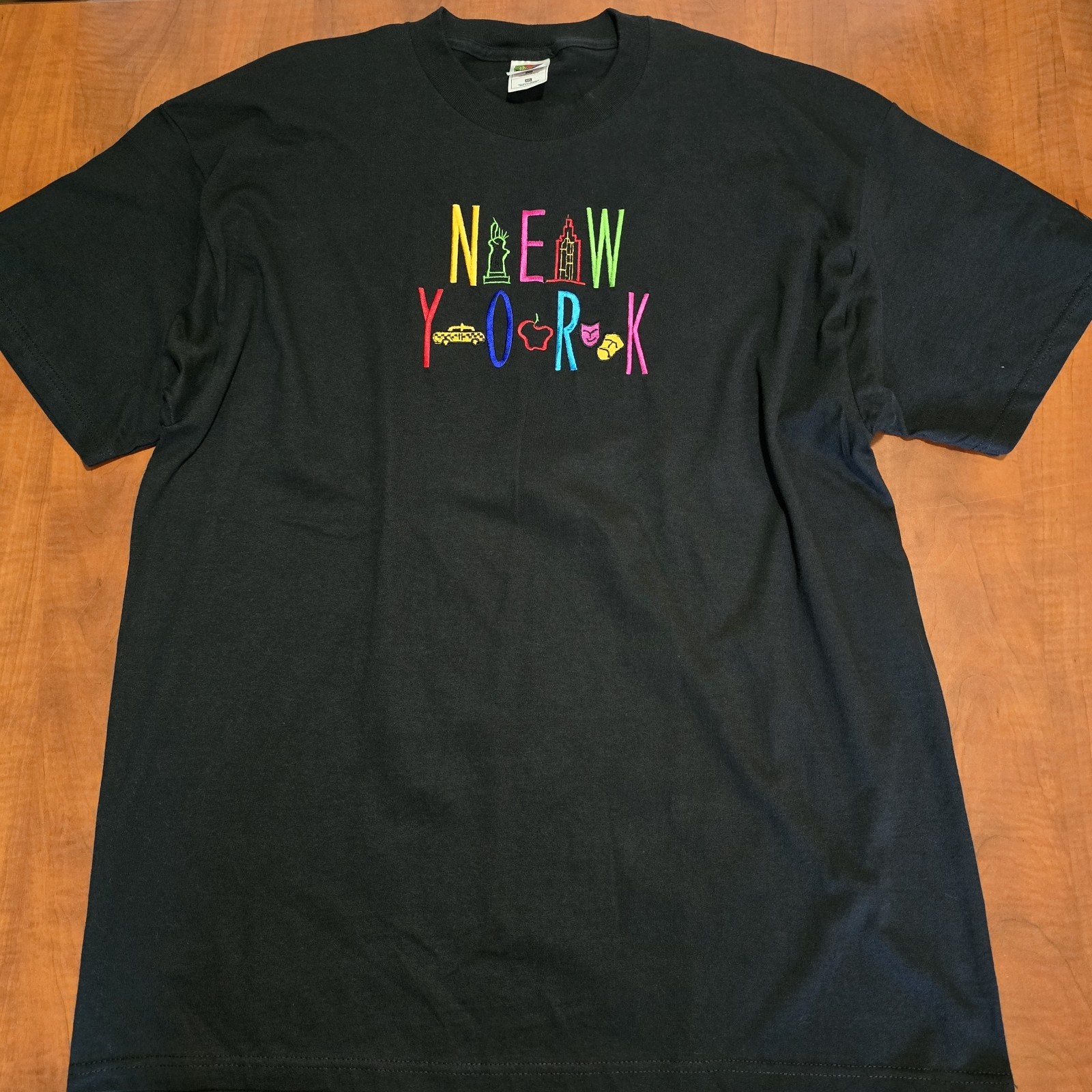 Vintage 90s Y2K New York City Embroidered Stitch Icons Preshrunk Cotton Tee 2XL