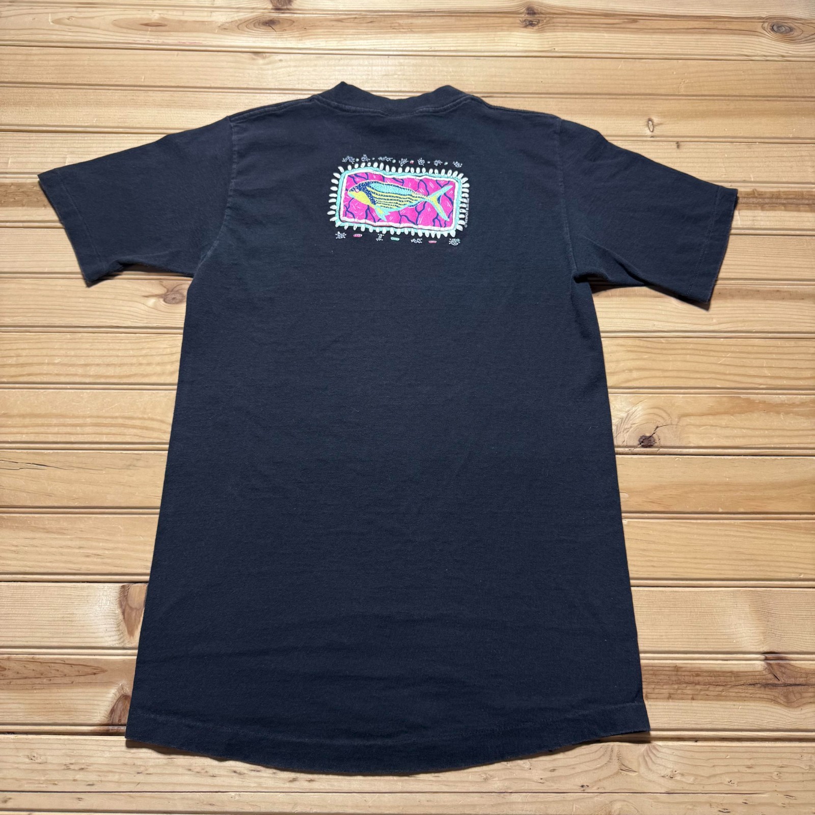 Vintage 90s Newport Blue Spellout Logo Fish Graphic T-Shirt USA Made – Medium