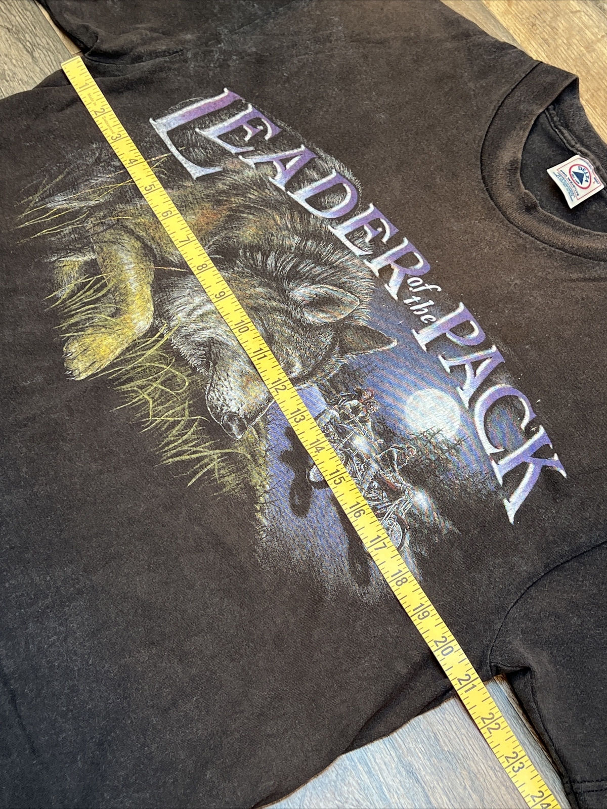 Motorcycle Biker Leader Of The Pack Wolf Graphic Shirt Size Large Delta NJ Faded