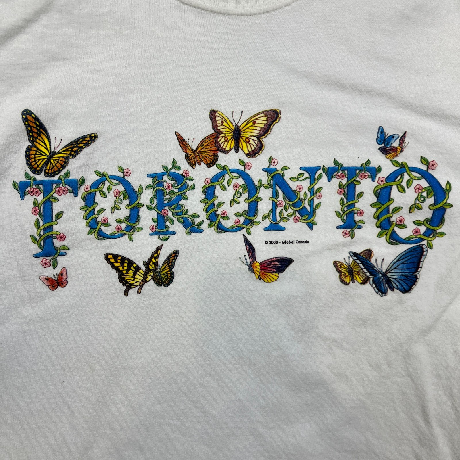 VTG 2000 Toronto Canada Butterflies T Shirt Mens Small White Animal Graphic Tee