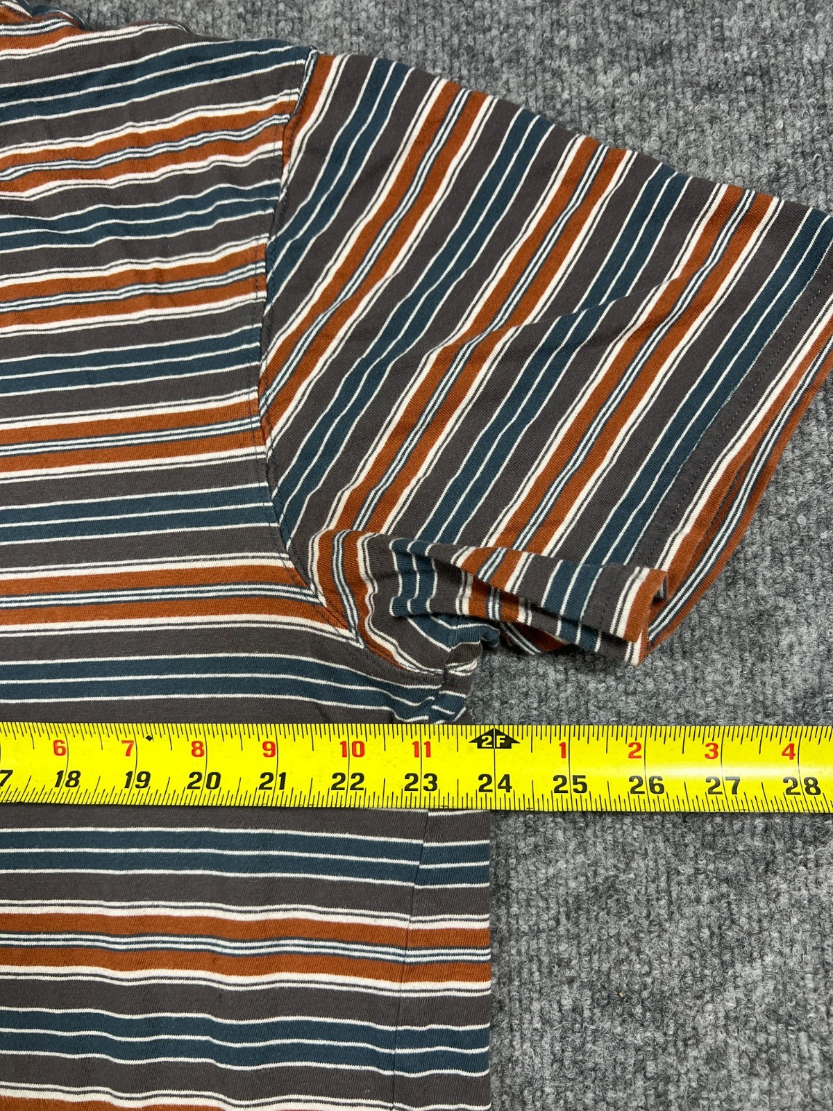 Volcom T Shirt Mens 2XL Multicolor Striped Cotton Modern Fit Logo Embroidered