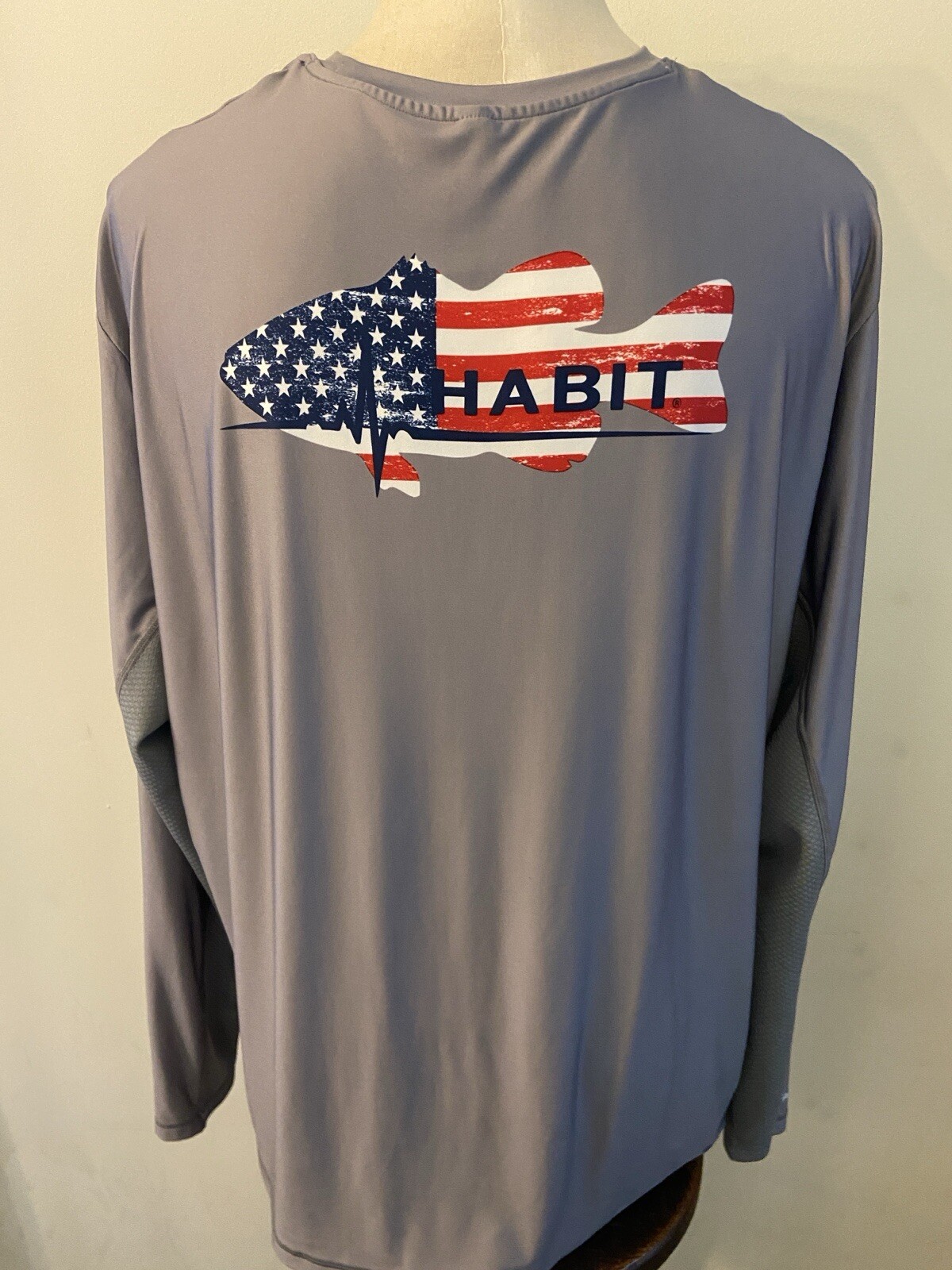 Men&rsquo;s Habit Solar Factor UPF 40 Long Sleeve flag Fish Americana shirt size 2XL
