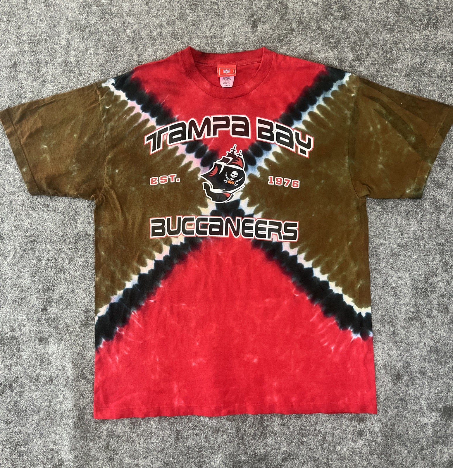 Tampa Bay Buccaneers NFL Football Tie Dye T Shirt Size XL