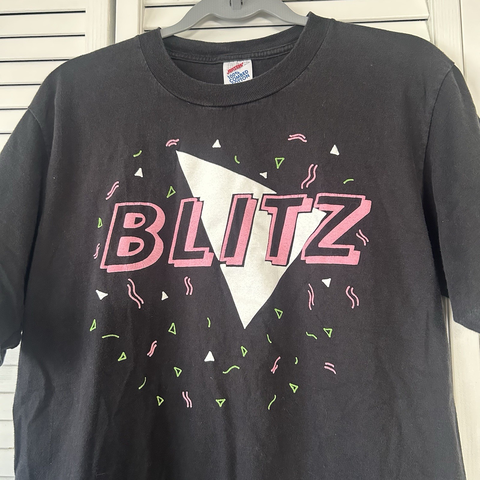 Vtg 90s Jerzees Single Stitch T Shirt Mens L Neon Blitz Made in USA Rare 20×28.5
