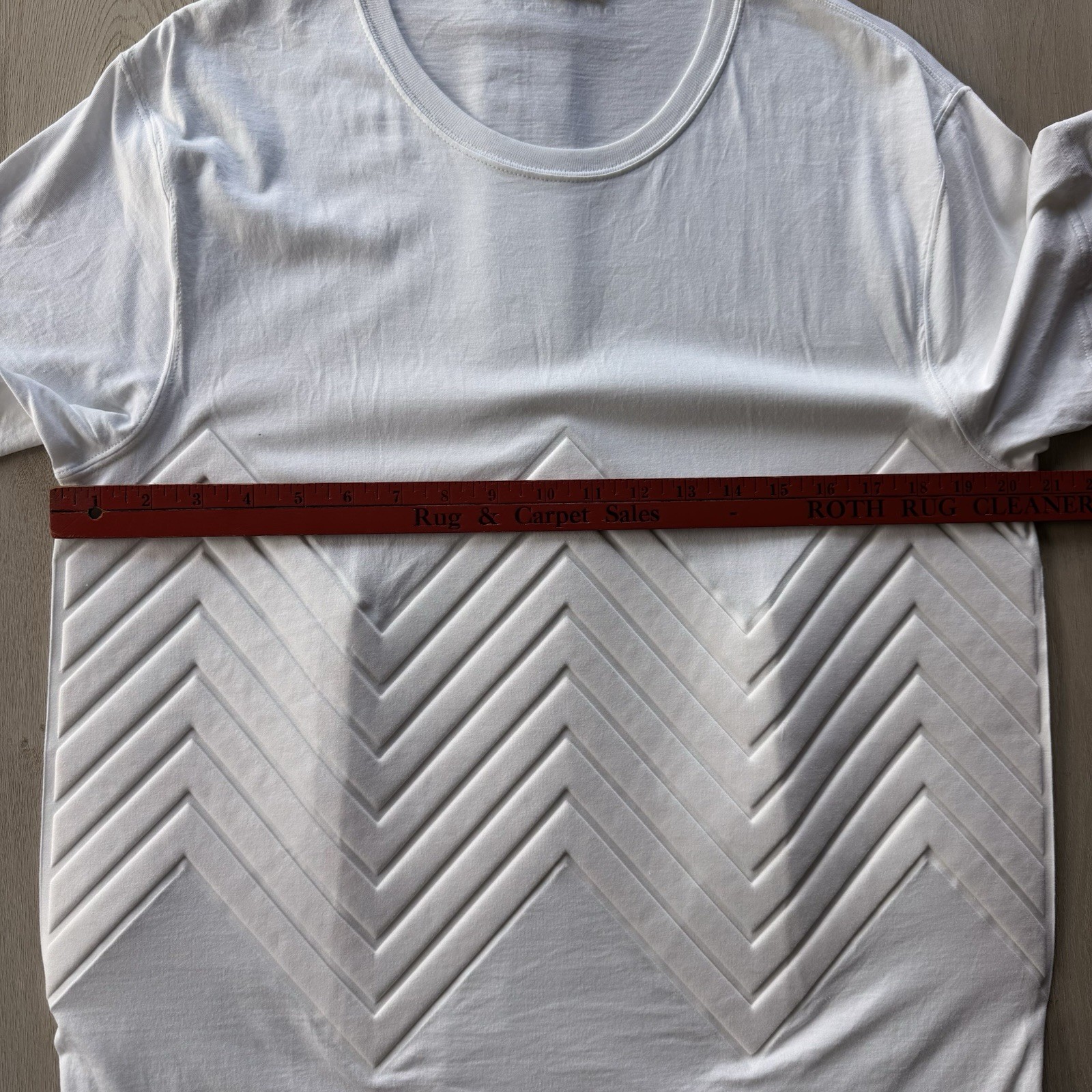 Bottega Veneta White Chevron Embossed Shirt Size 48 Luxury Tee Made In Italy