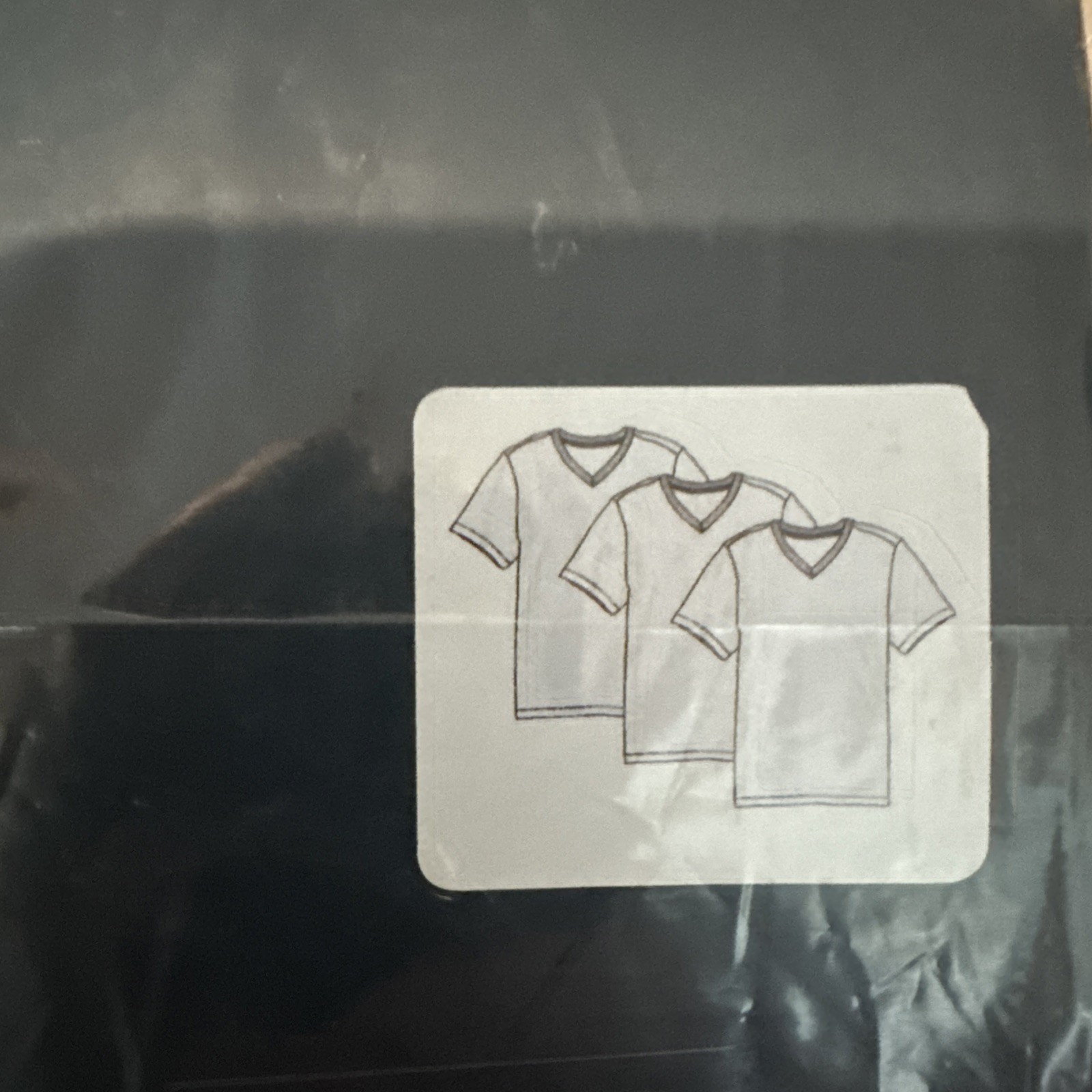 GAP V-Neck T-Shirts Mens X-Large Cotton 3 Pack Soft Fabric Undershirt NWT