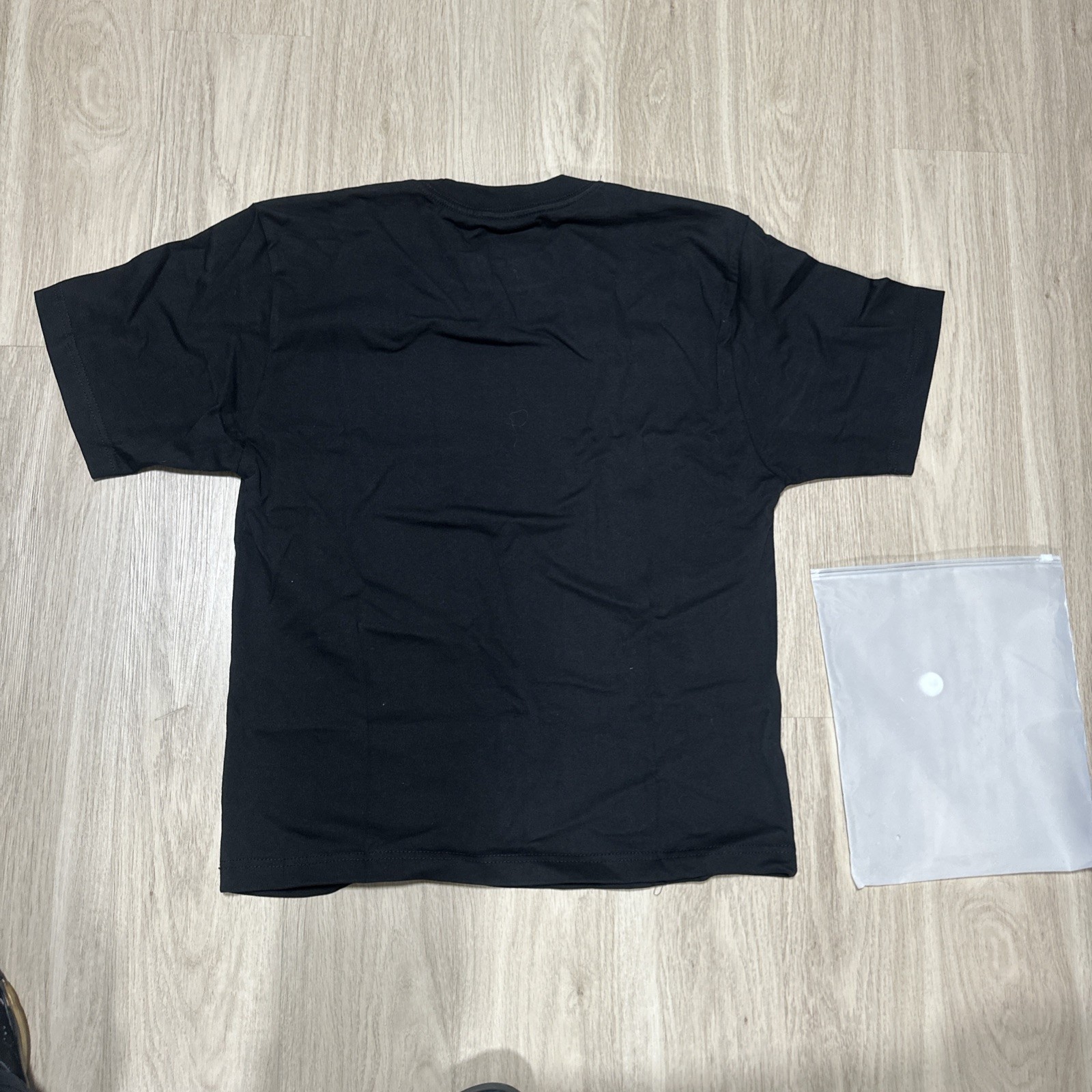 Rmcthebrand T-shirt size small ( boxy fit / true to size )