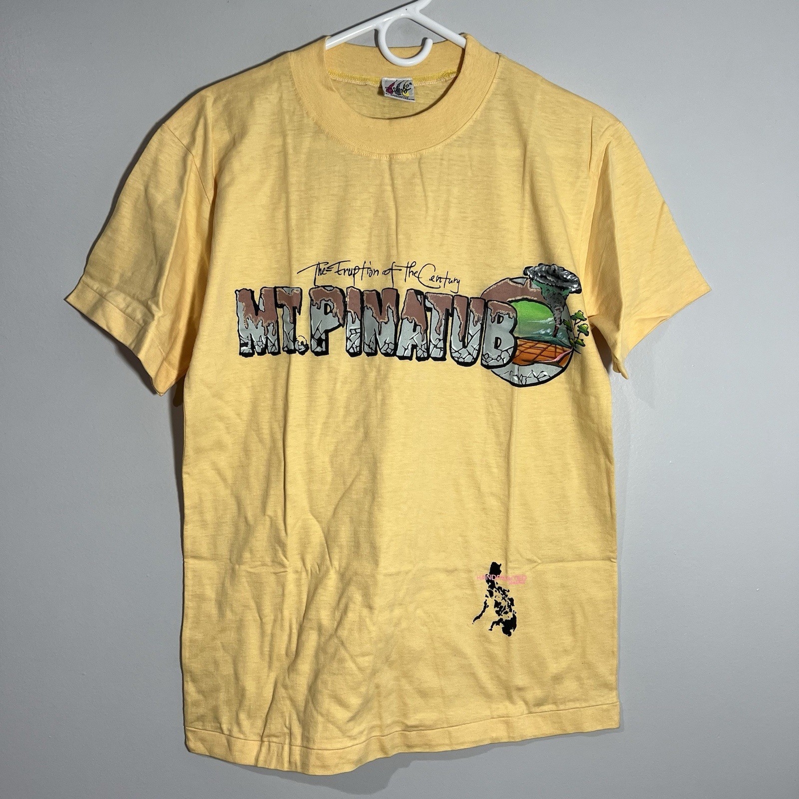 Vintage Mt. Pinatubo Volcano Eruption Hand Painted Single Stitch T-Shirt Adult M