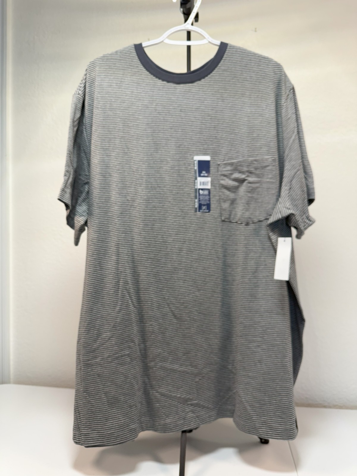 Men&rsquo;s Shirts, (New w/tags), George Short Sleeve Crew Neck Pocket Tee 3XL (54-56)