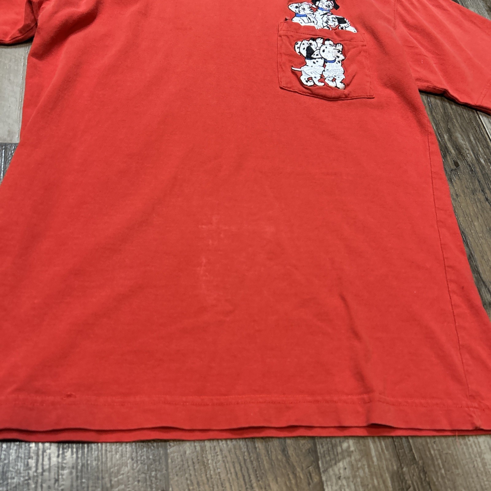 Vintage Disney Club 101 Dalmatians Embroidered T Shirt Red Movie Cartoon Size M