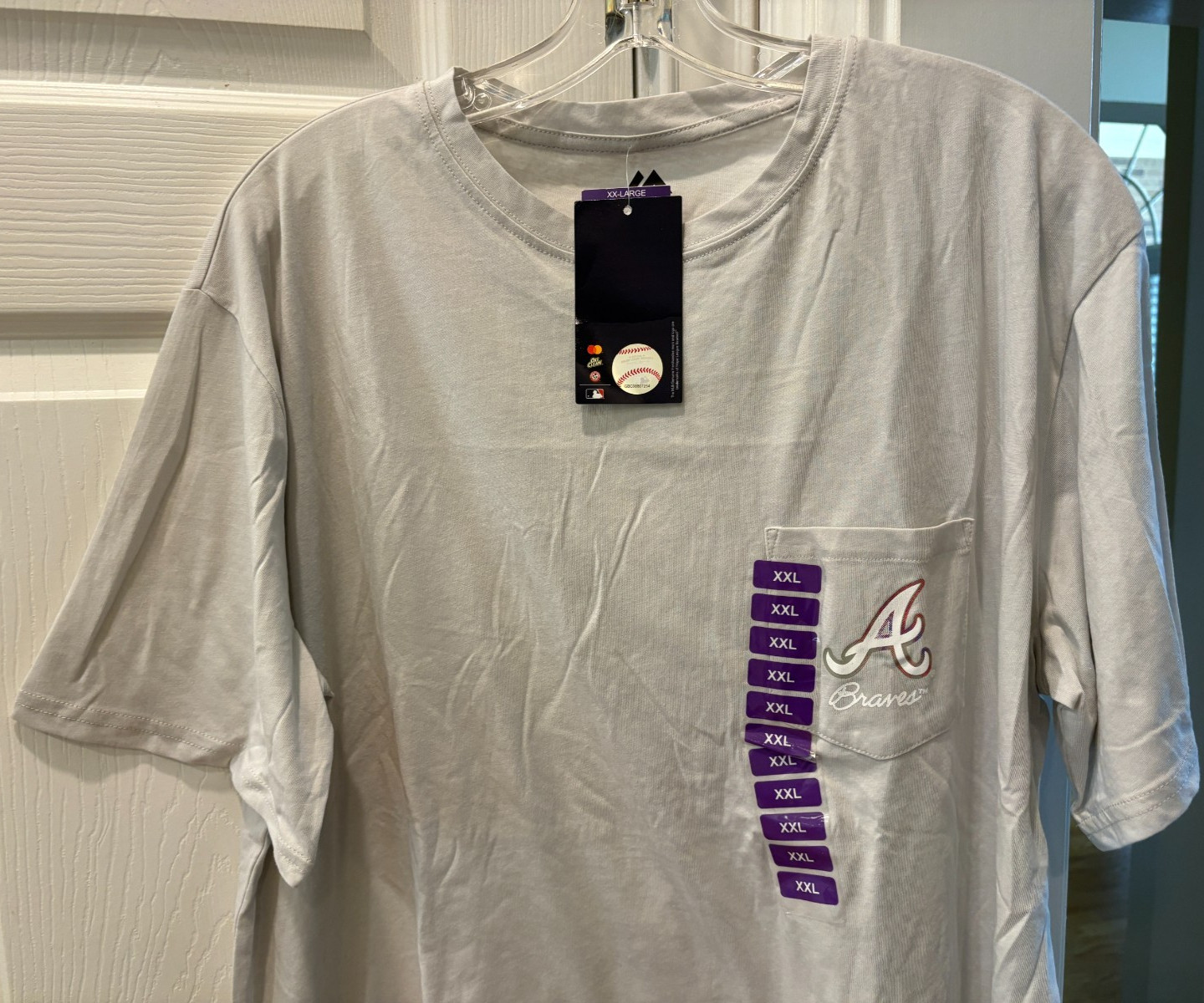 New Men&rsquo;s Majestic Atlanta Braves Short Sleeve Shirt, Size 2XL